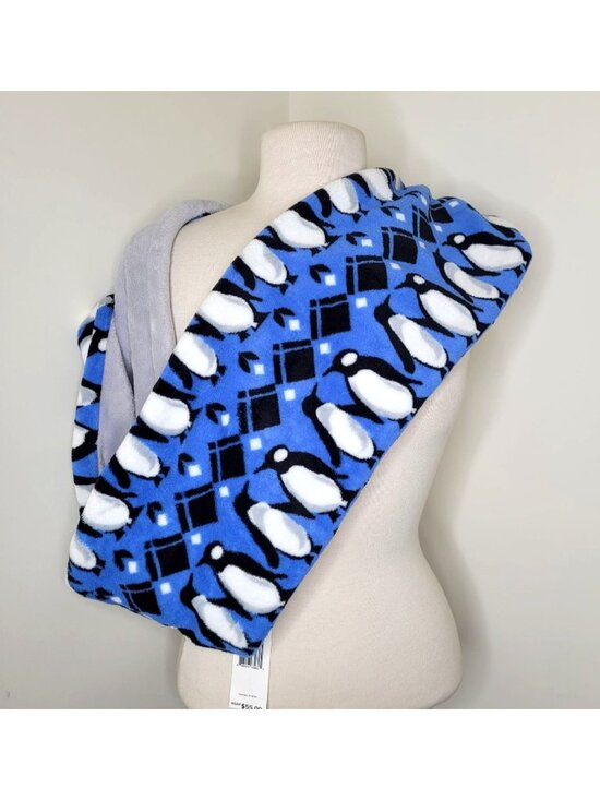 Vera Bradley Accessories - NWT Vera Bradley FLEECE INFINITY SCARF Blue Penguin Pattern soft cozy classic